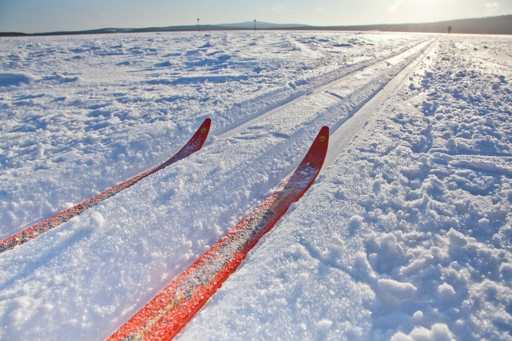 Jeris Lakeside Resort skiing on frozen lake